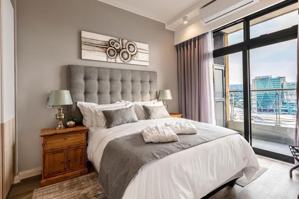 Menlyn Maine Residence Unit 1419 Pretoria-Noord Εξωτερικό φωτογραφία