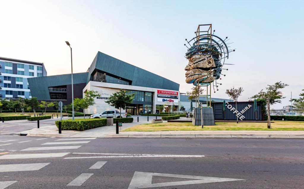 Menlyn Maine Residence Unit 1419 Pretoria-Noord Εξωτερικό φωτογραφία